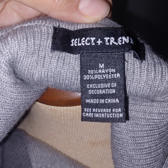 Short Sleeve Business/Casual Top- W Sz Medium - Picture 8 of 8